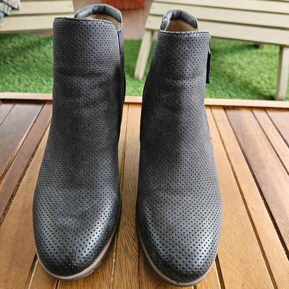 Soul Naturalizer Wedge Zip Up Ankle Bootie Style Hailey 2 - Picture 3 of 9